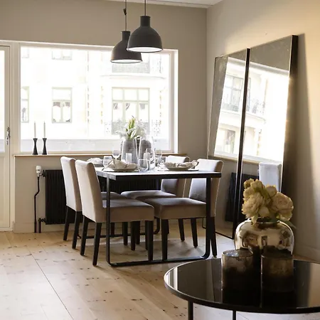 Appartement Stunning In A Prime Location - A Rare Gem *